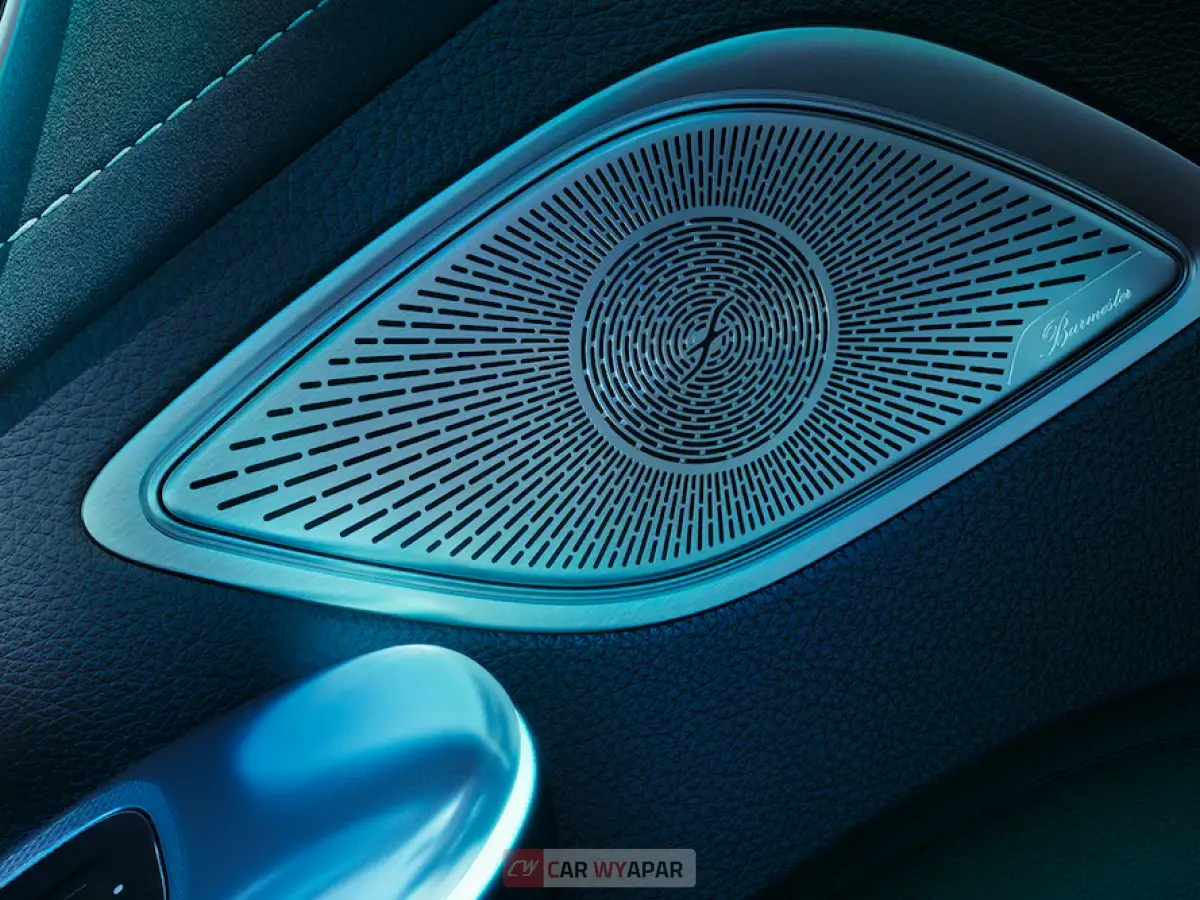 Mercedes-Benz EQE Top Feature